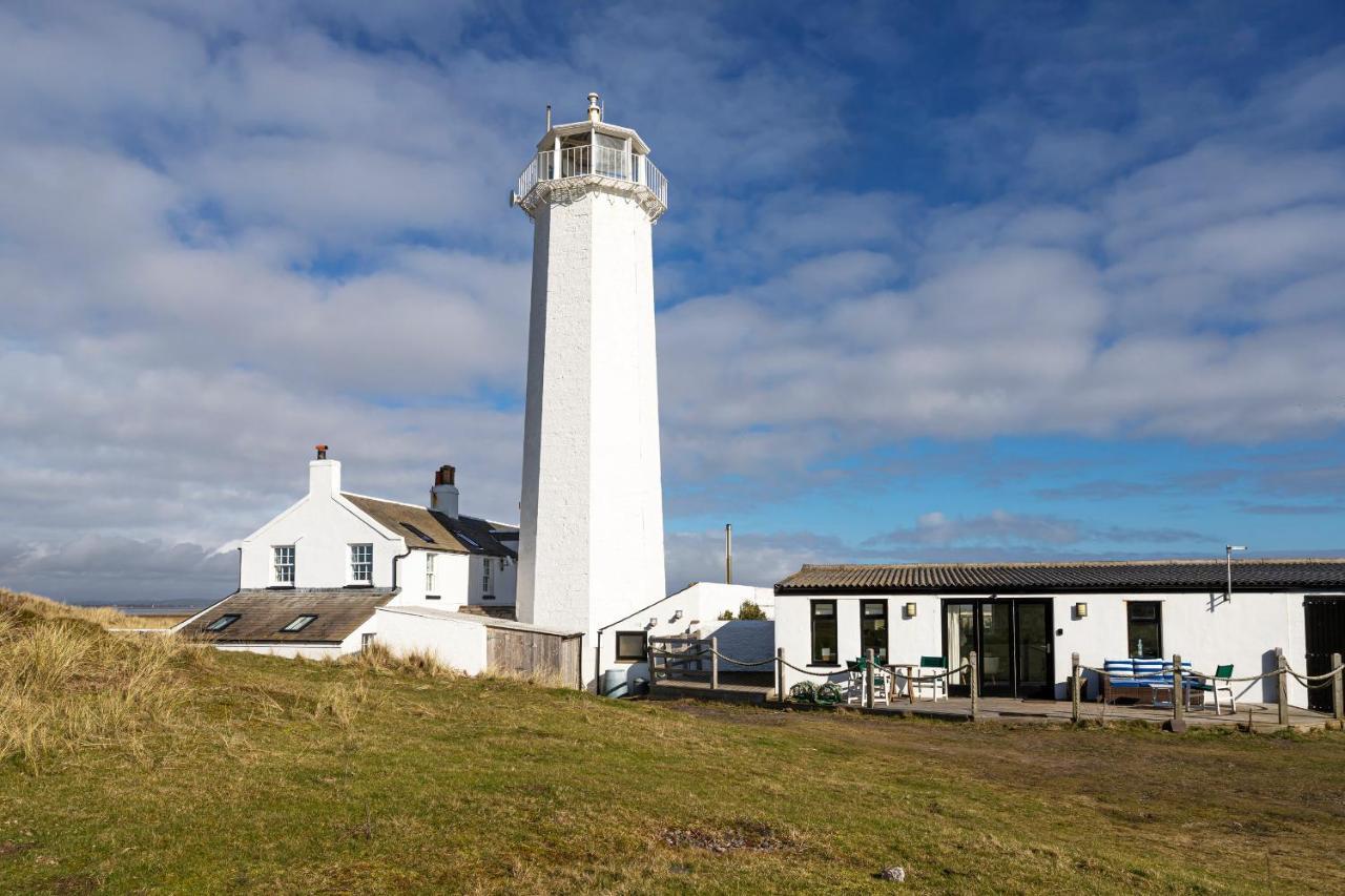 Finest Retreats - Lighthouse Cottage Rampside 外观 照片